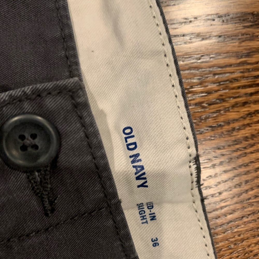 NWT! Old Navy Lived-In Straight Dark Grey Shorts - Picture 5 of 8